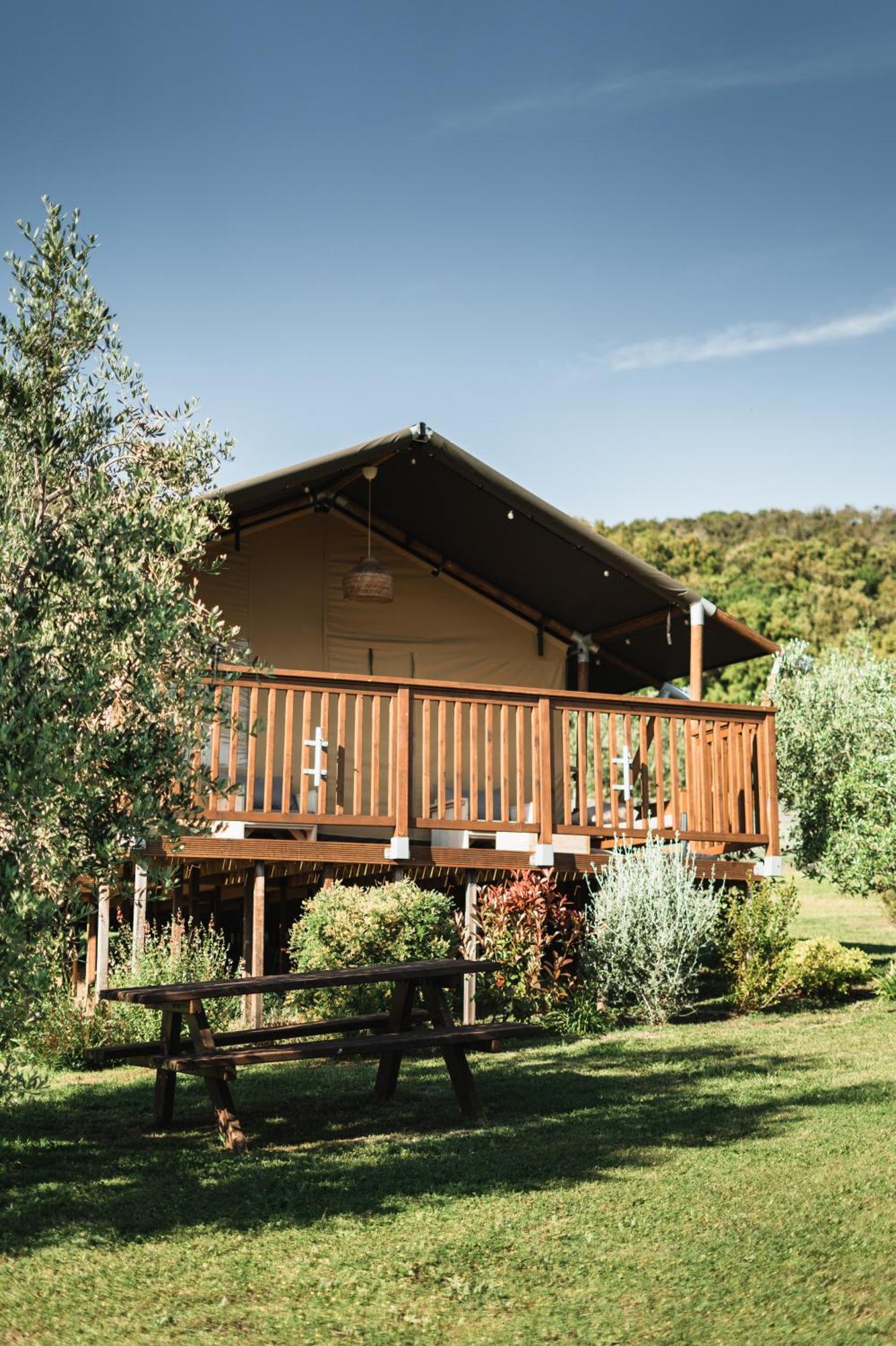 Glamping Le Tegole Hotel Riparbella Ngoại thất bức ảnh